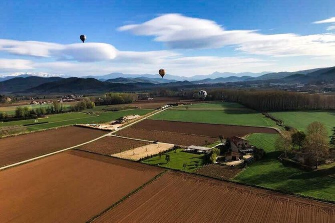 Catalonia Hot Air Balloon Ride and Breakfast over the Volcanoes of la Garrotxa - Why the Garrotxa looks best from a balloon