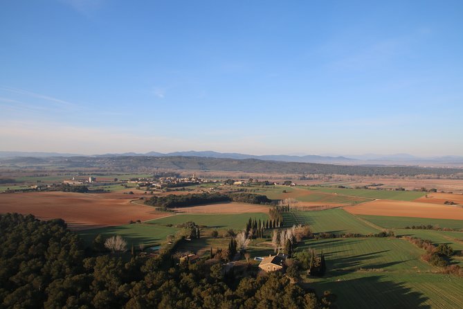 Costa Brava Private balloon flight - Landing, champagne, and the ride back