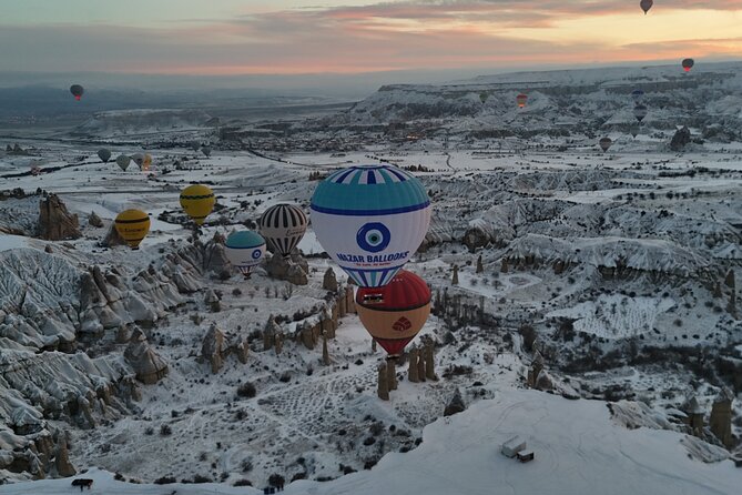 Daylight Balloon Flight Cappadocia (Goreme) by Nazar Balloons - Watching the balloon come alive