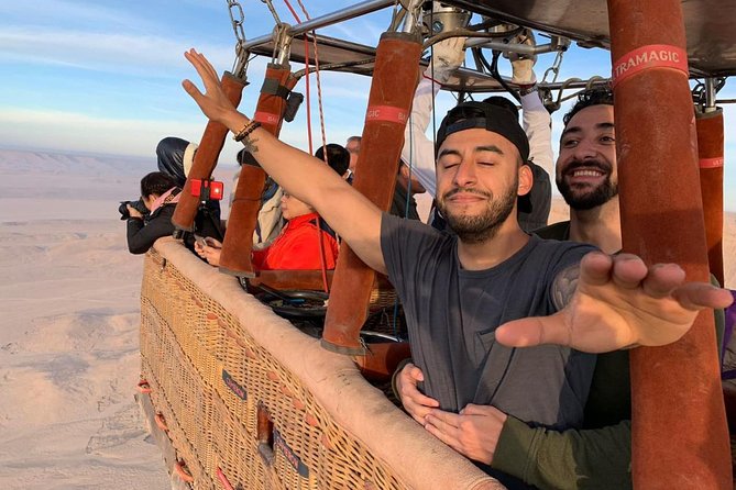 Deluxe Hot air Balloon Luxor - Personal support and solo booking