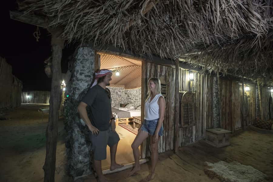 Dubai: Heritage Overnight Safari, Balloon Ride & breakfast - Who will enjoy this most