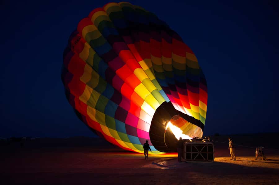 Dubai: Hot Air Balloon Ride & Falcon Show Over the Desert - What the 45 to 60-minute balloon flight feels like