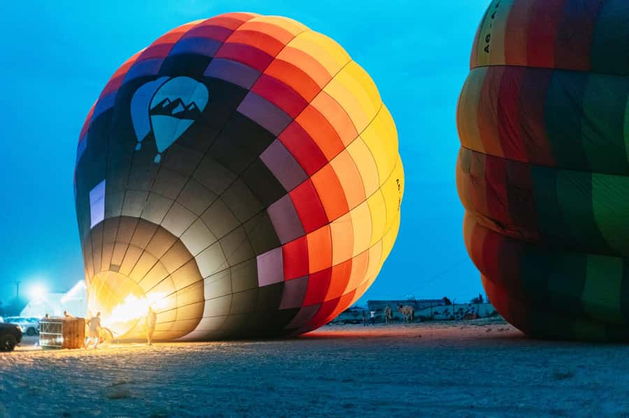 Dubai: Sunrise Hot Air Balloon Tour Over the Desert - Is $280 a fair price?