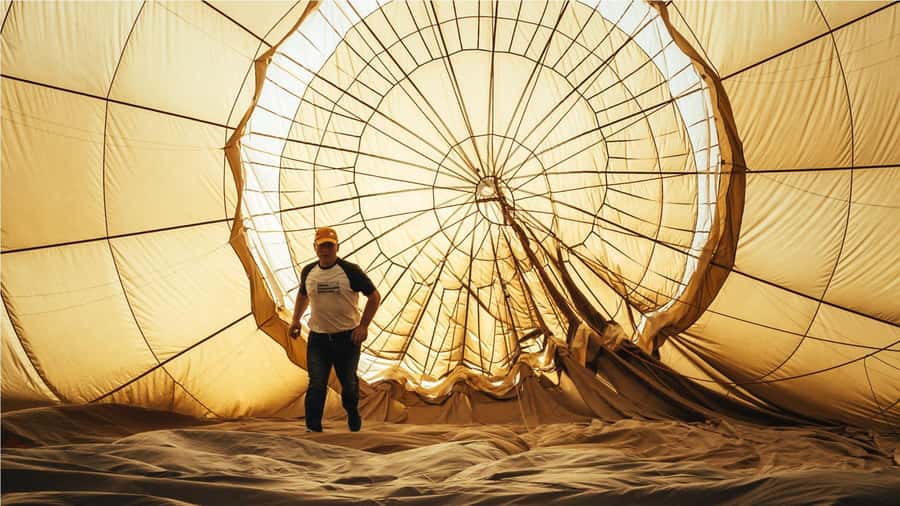 Dubai: Sunrise Hot Air Balloon Tour with E-Certificate - Sunrise views from 4,000 feet