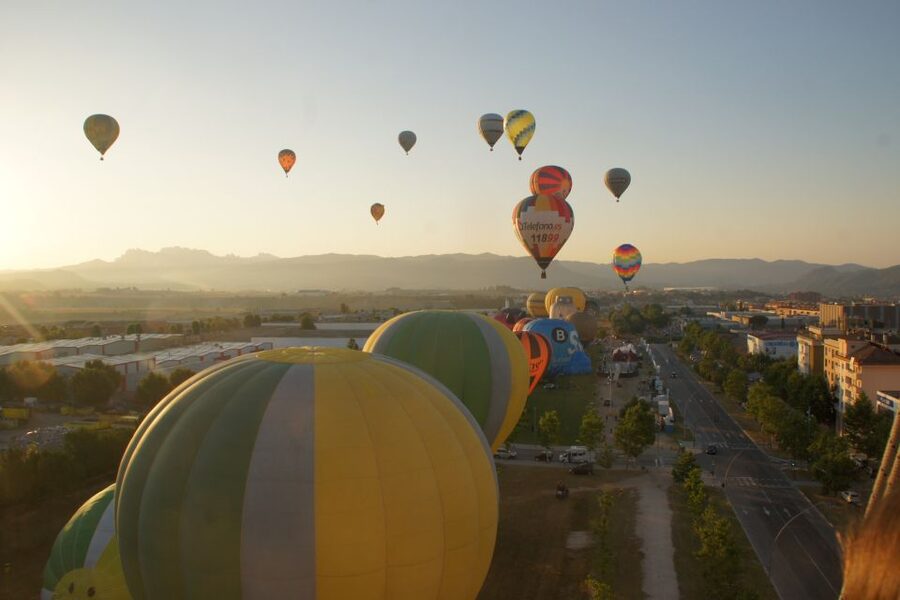 European Balloon Festival: Hot Air Balloon Ride - Helping to inflate the balloon