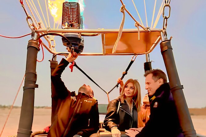 Fly in a hot air balloon in the sky of the Atlas in Marrakech - Photos, certificates, and what costs extra