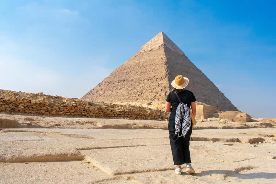 From Cairo: 11-Day Tour, Nile Cruise, Flights, Balloon - Day 2: flying to Hurghada for a change of pace