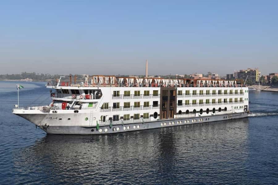 From Cairo: 4-Day Nile Cruise to Aswan w/ Balloon & Flights - Should you book this four-day Egypt package?