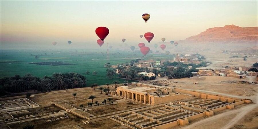 From Hurghada: 1-Night in Luxor, Hot Air Balloon, & Transfer - Getting to the launch site before sunrise