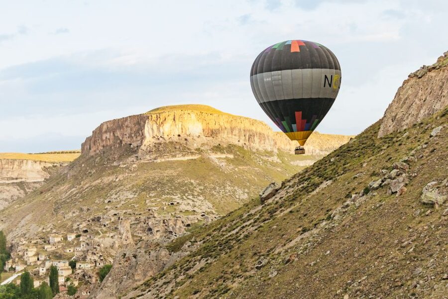 From Istanbul: 3-Day Cappadocia Tour with Balloon Ride - Flying from Istanbul to Cappadocia