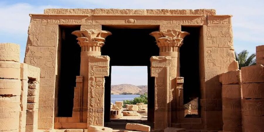 From Luxor: 5-Day Nile Cruise to Aswan with Balloon Ride - Day three: Edfu and the double temple at Kom Ombo