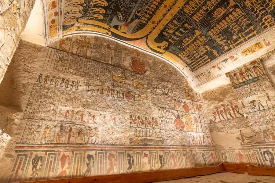 From Luxor: 7-Day Nile Cruise to Aswan with Hot Air Balloon - Day 4: The early journey to Abu Simbel