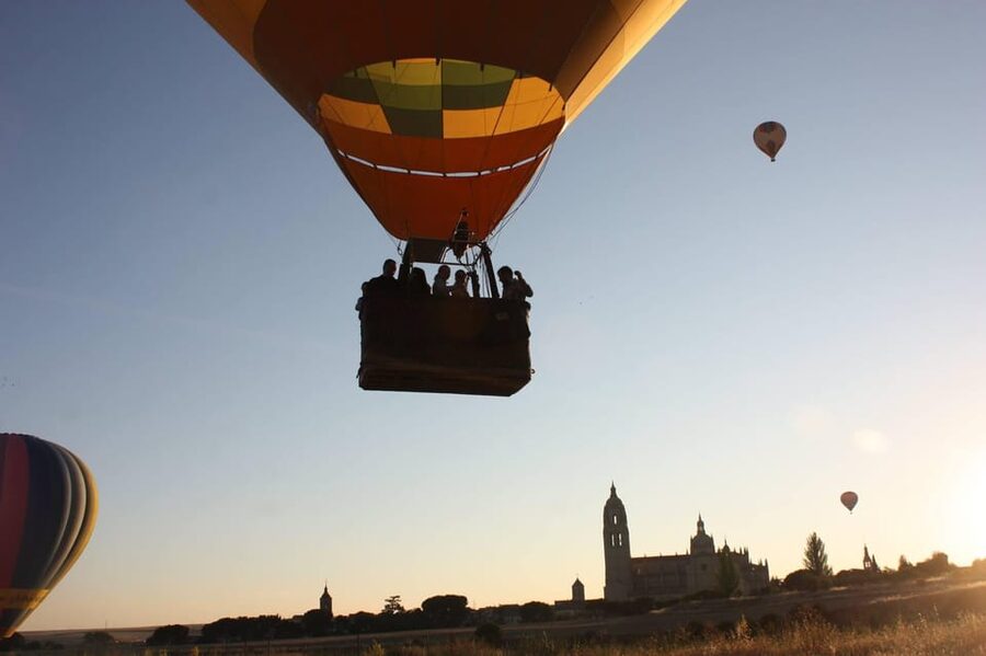 From Madrid: Hot Air Balloon over Segovia with Transfer - Key points to know