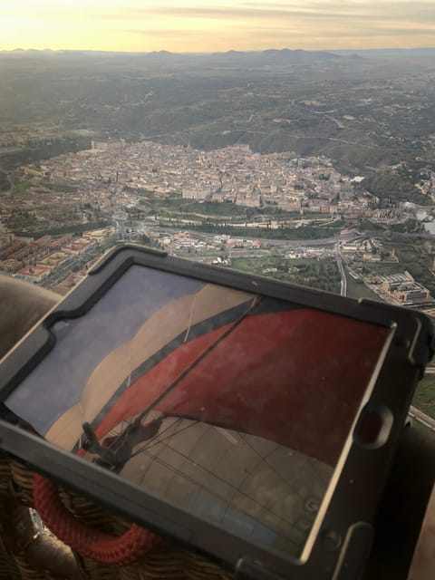From Madrid: Hot Air Balloon over Toledo - A short safety briefing before takeoff