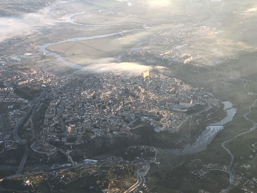 From Madrid: Hot Air Balloon over Toledo - One hour above Toledo