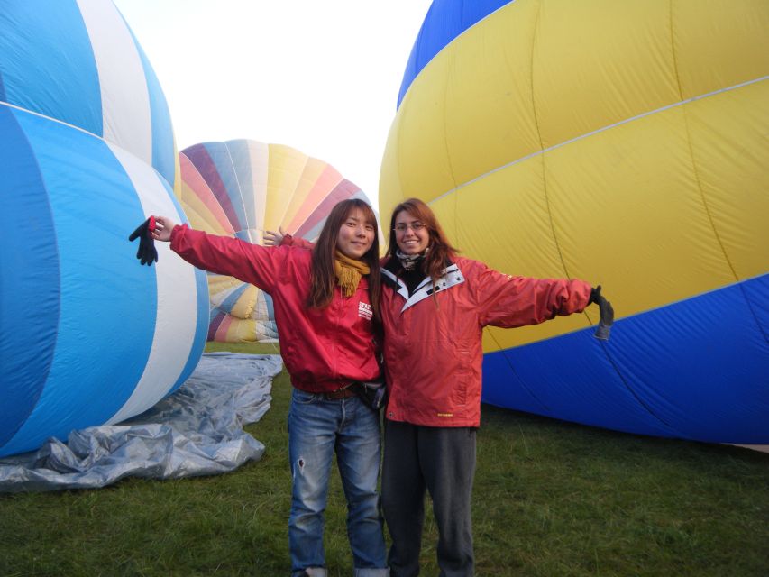 From Madrid: Hot Air Balloon Ride in Segovia with Pickup - Small details that improve the morning