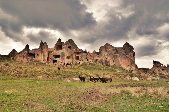 Full-Day Cappadocia Private Red Tour with Balloon Ride - Avanos pottery and a living local craft