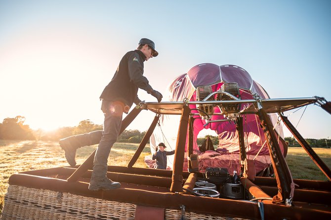 Gold Coast Hot Air Balloon Flight 1 Hour - BEST PRICE! - A short flight with a big price tag