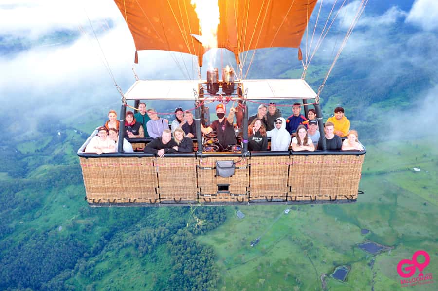 Gold Coast: Hot Air Balloon Flight with Buffet Breakfast - Sunrise over the Gold Coast from a hot air balloon