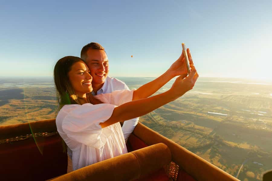 Gold Coast: Hot Air Balloon, Winery Breakfast & iFly - Weather, cancellation, and timing