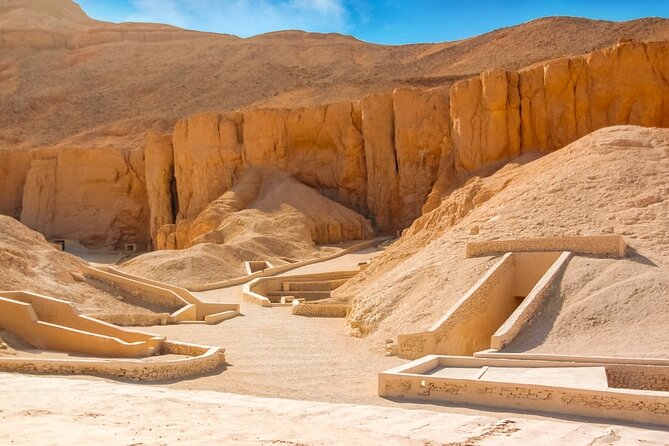 Hot Air Balloon and Full-Day Tour of Luxor including Sightseeing - Why the balloon ride changes your view of Luxor