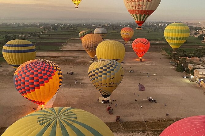 Hot Air Balloon Experience in Luxor with Pickup and Drop-off - Preparing for takeoff on the West Bank