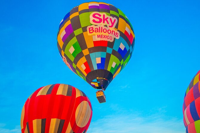 Hot Air Balloon Flight and Tour of the Majestic Pyramids - Coffee, balloons, and the Sky Balloons facilities