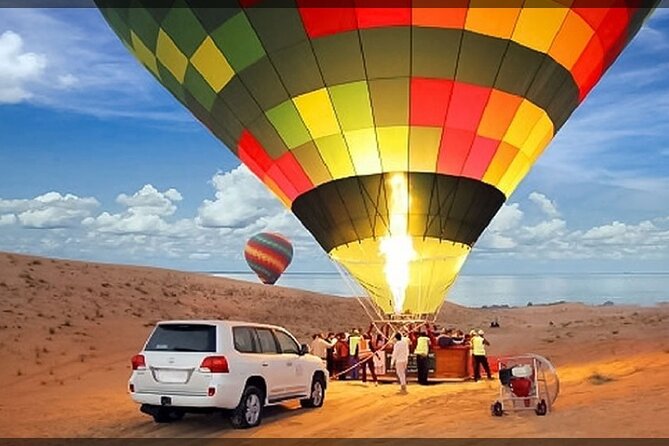 Hot Air Balloon Flight in Dubai with Breakfast, Falconry and Camel Ride - Falconry brings a cultural layer to the morning