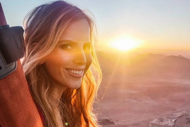 Hot air balloon flight in the desert with camel ride - What the $203.25 Price Really Covers