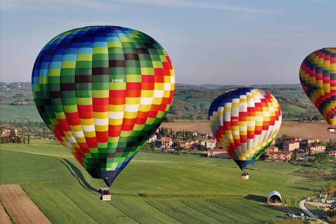 Hot-Air Balloon Flight over Florence - The Ponte Vecchio and the Arno below