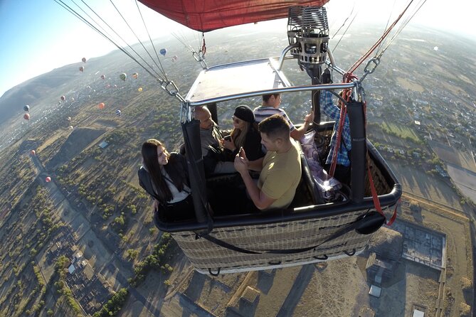 Hot Air Balloon Flight over Teotihuacán - Cold mornings, language, and other practical concerns