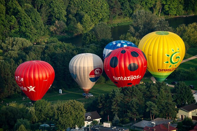 Hot Air Balloon Flight over Vilnius or Trakai - The pilots make a real difference