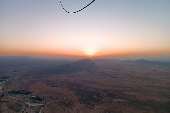 Hot air balloon flight to Marrakech in a small group. Breakfast - A pre-dawn start from Marrakech