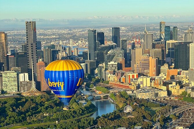 Hot Air Balloon Flights over Melbourne City (optional breakfast) - The one-hour flight over the CBD
