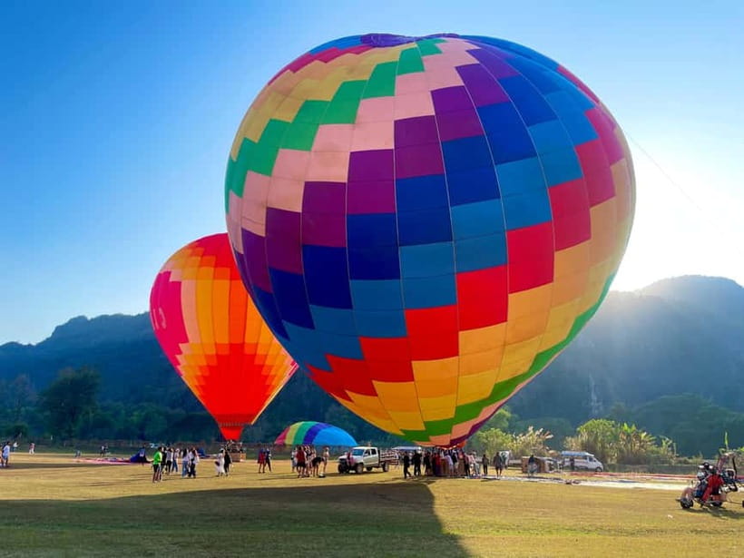 Hot Air Balloon in VangVieng pick up-drop off - Vang Vieng from above: what makes the flight special