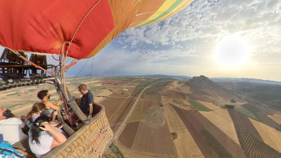 Hot air balloon ride in Antequera (Malaga) - Key points to know before booking
