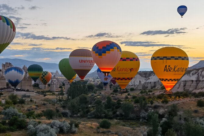 Hot Air Balloon Ride in Cappadocia / Goreme - Watching the balloon come alive