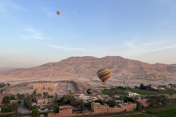 Hot air balloon ride in Luxor with hotel delivery service - The Colossi of Memnon and the Nile Valley
