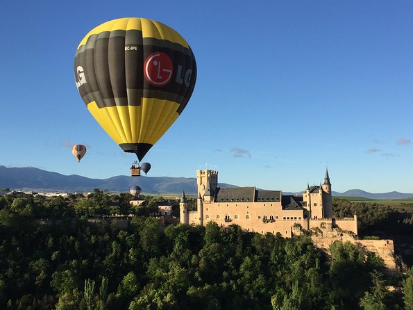 Hot-Air Balloon Ride over Segovia with Optional Transport from Madrid - Choosing Madrid pickup or meeting in Segovia