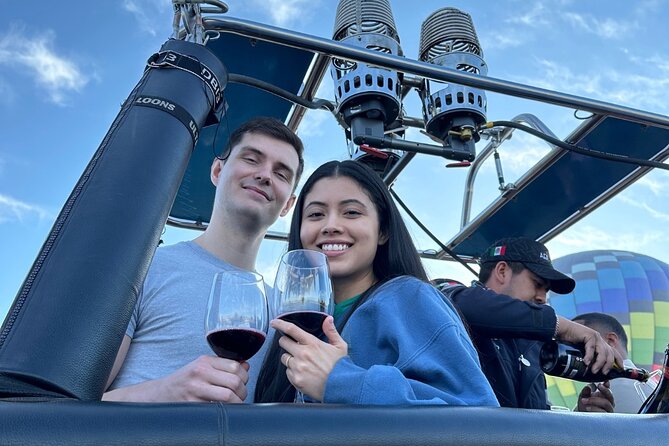 Hot air balloon ride with breakfast in Cueva from CDMX - The 45 to 60 Minute Balloon Flight