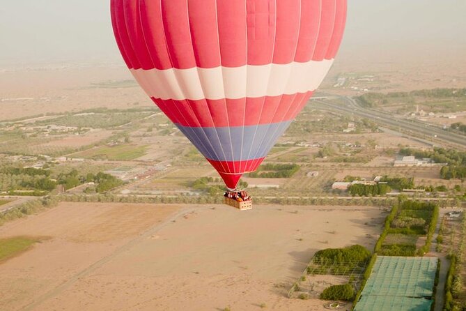 Hot Air Balloon Ride With Gourmet Breakfast and Falcon Show - What the $329 price really covers