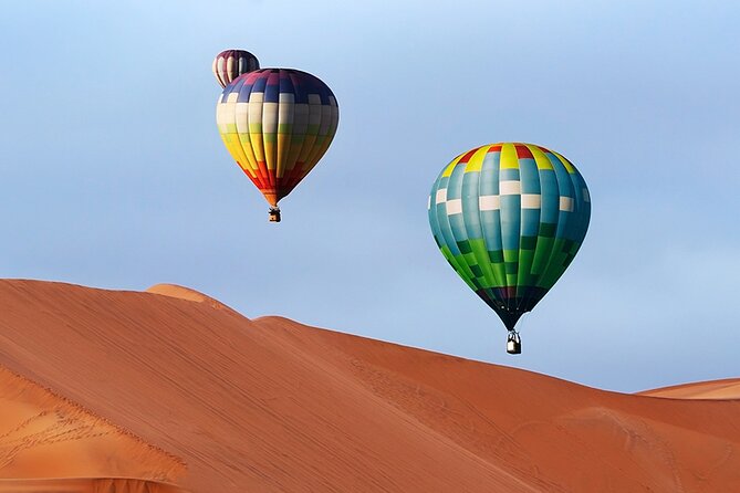 Hot Air Balloon Ride With Gourmet Breakfast and Falcon Show - Breakfast in a traditional Bedouin camp