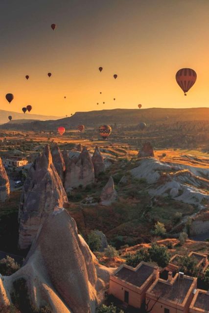 Hot air balloon tour at first light in Cappadocia - The pre-dawn pickup and breakfast stop