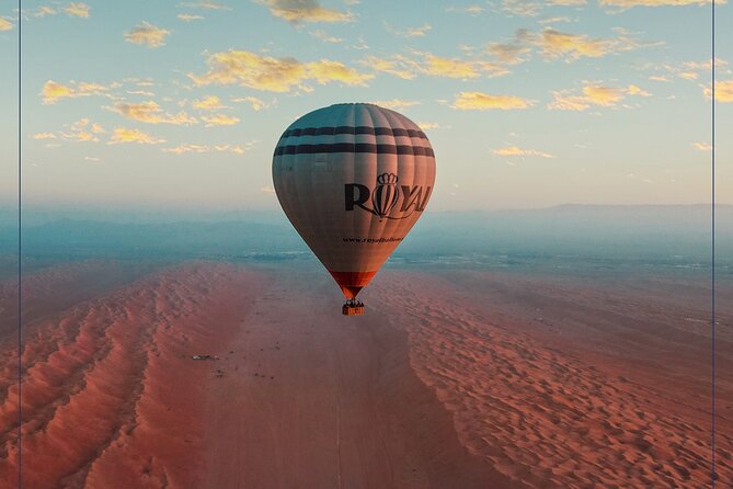 Hot Air Balloon Tour at Wahiba Sands - Pickup, meeting point, and the early start