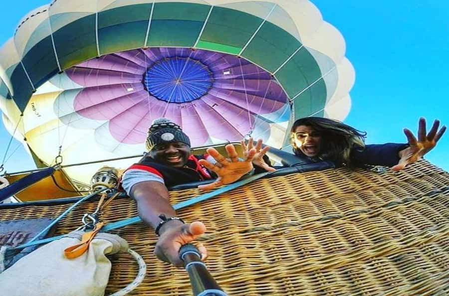 Hot-air Balloon Visit Kings Valley Tombs Hatshpsuit Boatride - A breakfast pause before the monuments