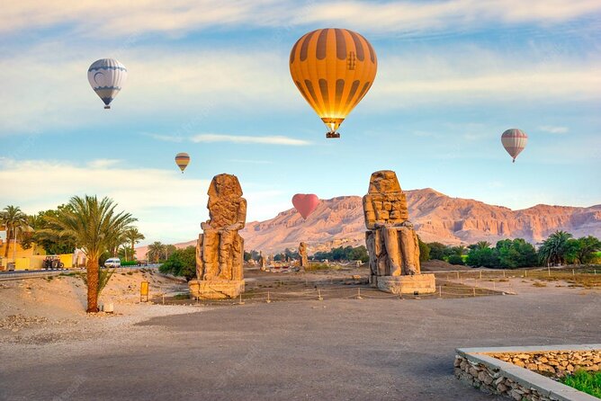 Hot Air Balloon, with Secrets of the West -Luxury Tour - Key points at a glance