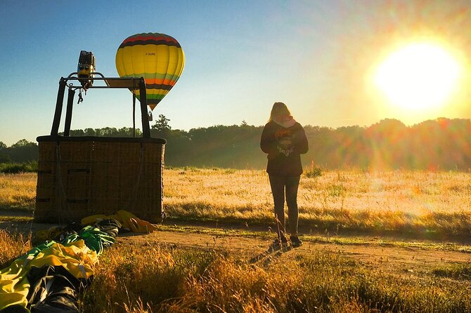 Hot air ballooning: Chambord, Blois, Chenonceau, Cheverny or Chaumont - A landing worth staying for