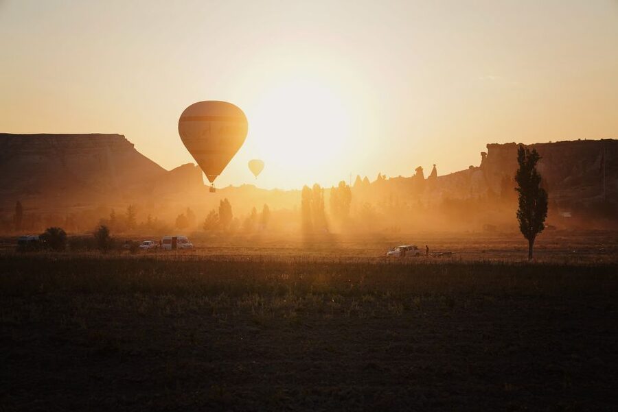 Hot air balloons in Goreme red valley - Seeing Cappadocia from the basket