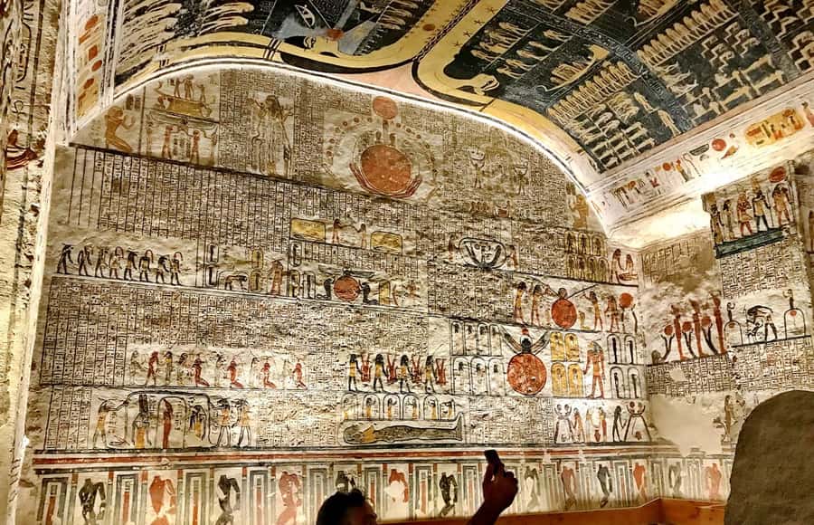 Hurghada: 2-Day Luxor Tour with Hotel, Balloon, & Boat Ride - Food, timing, and the real value of $270
