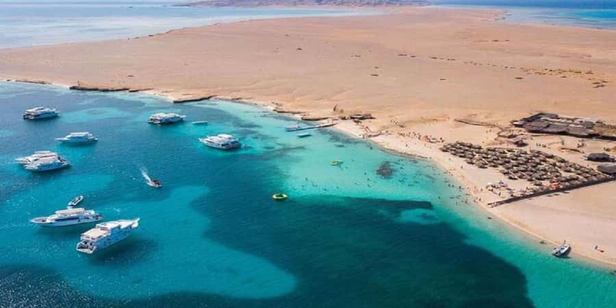 Hurghada: 7-Day Egypt Tour, Nile Cruise, Balloon, Flights - Guides, vehicles, and the daily working rhythm